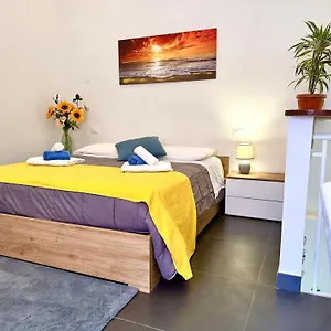 https://butterfly-house.hotelitalianriviera.com