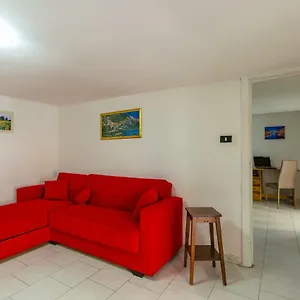 https://cirillo-60.hotels-amalfi.com
