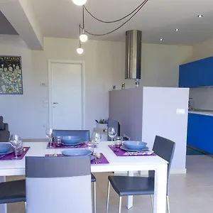 https://casa-e-mare-montignano.riccione-hotels.org